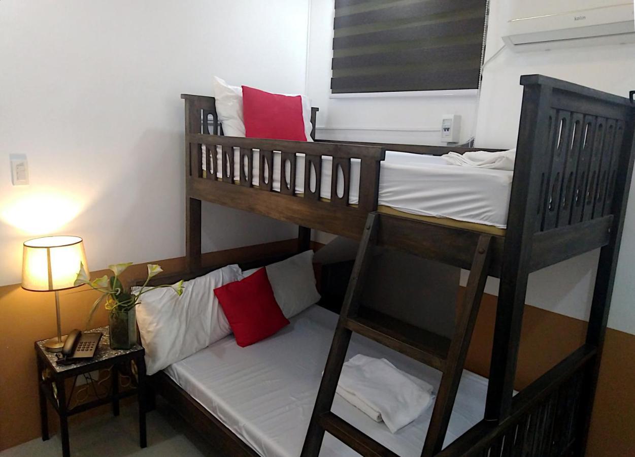 Jil'S Apartelle Tagaytay City Kültér fotó