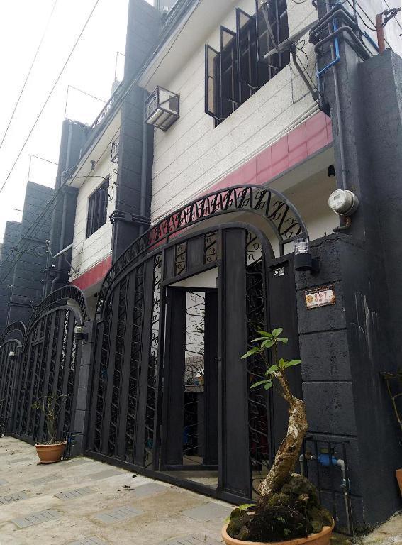 Jil'S Apartelle Tagaytay City Kültér fotó