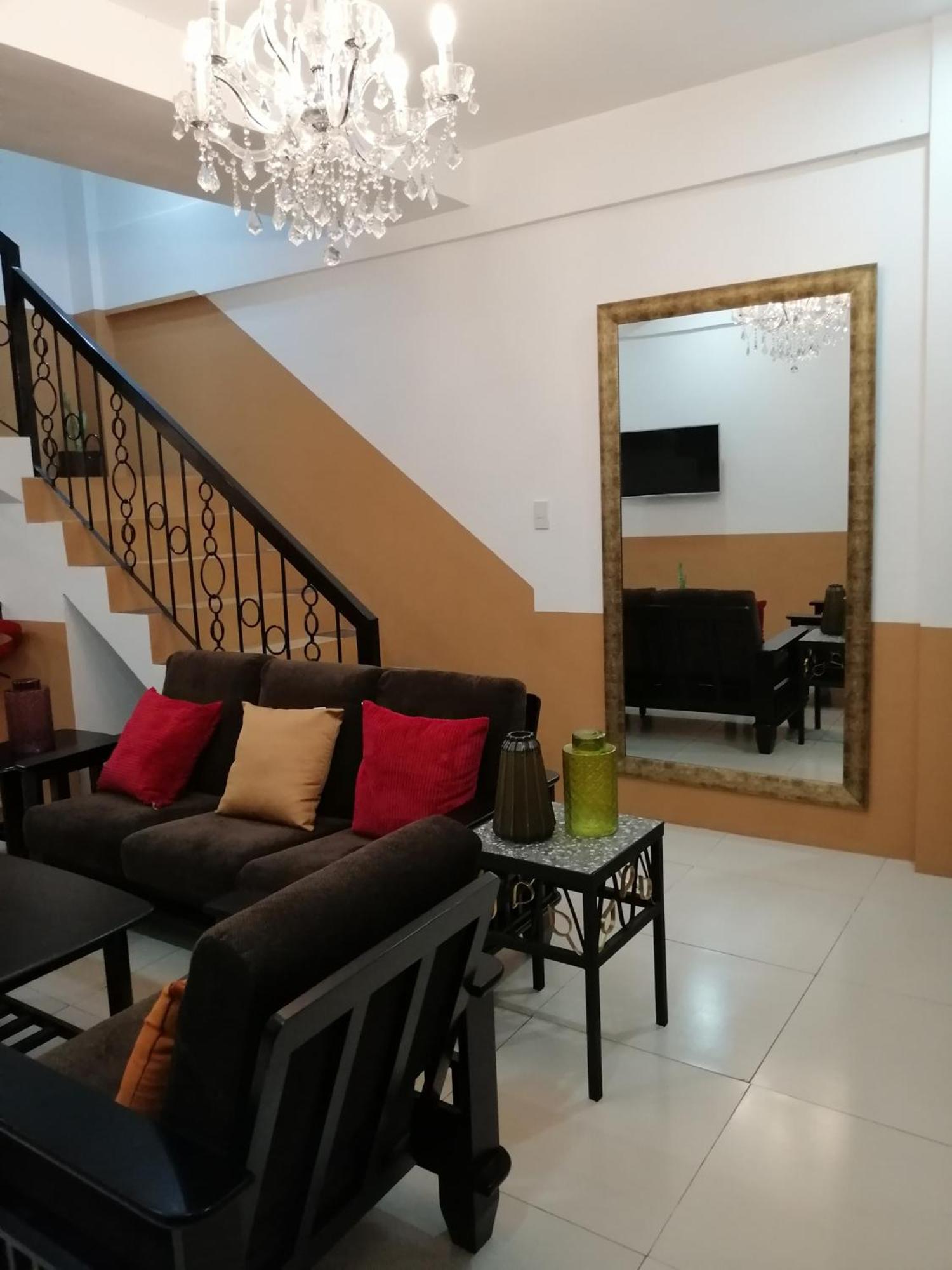 Jil'S Apartelle Tagaytay City Kültér fotó