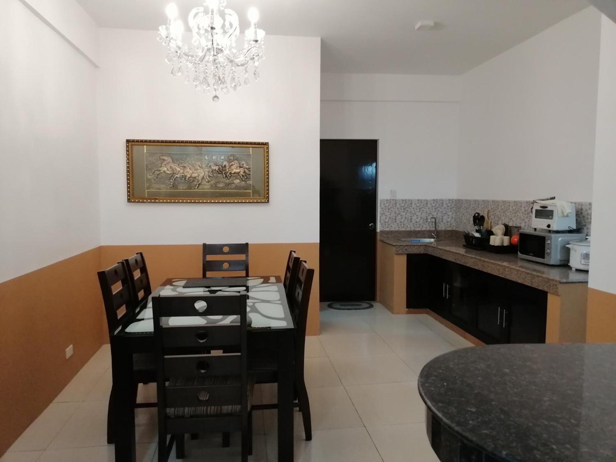 Jil'S Apartelle Tagaytay City Kültér fotó